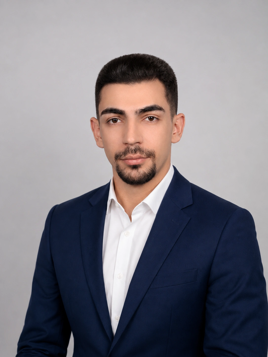علی شریف زاده ، Finance and Adminstraion Officer
